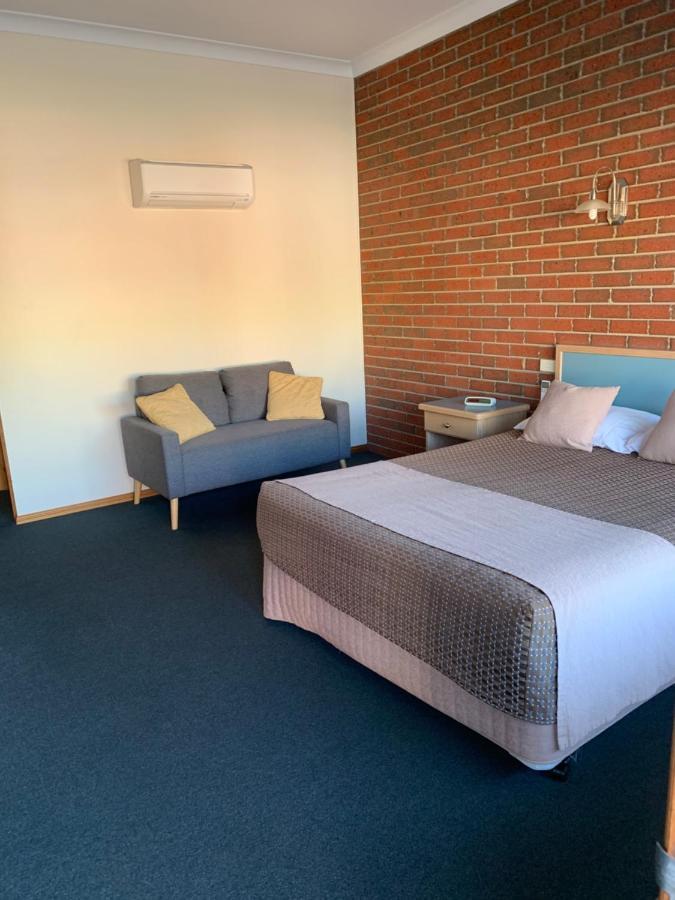 Bairnsdale Tanjil Motor Inn Екстер'єр фото