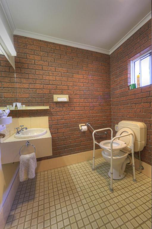 Bairnsdale Tanjil Motor Inn Екстер'єр фото