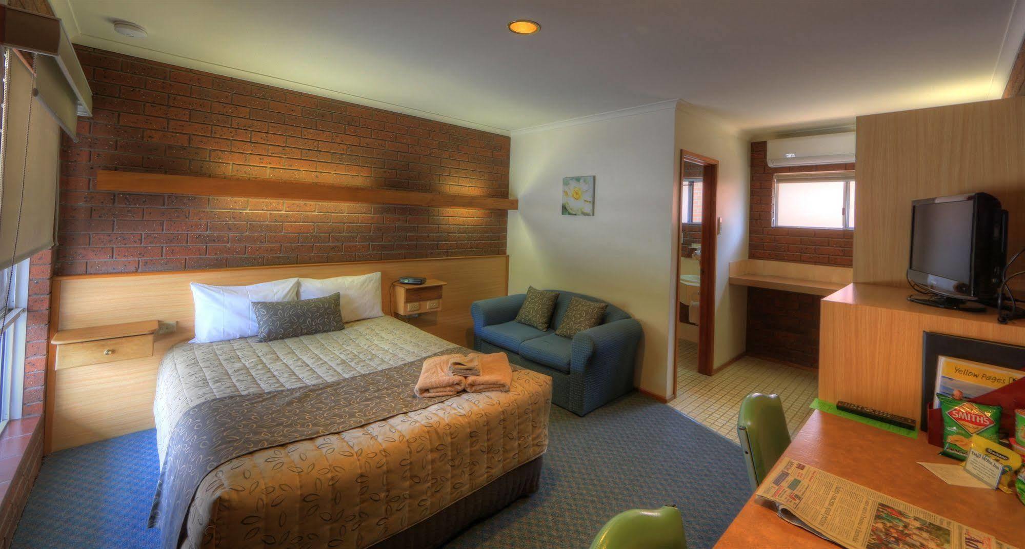 Bairnsdale Tanjil Motor Inn Екстер'єр фото