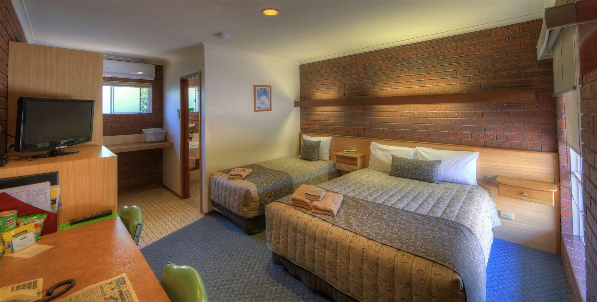 Bairnsdale Tanjil Motor Inn Екстер'єр фото